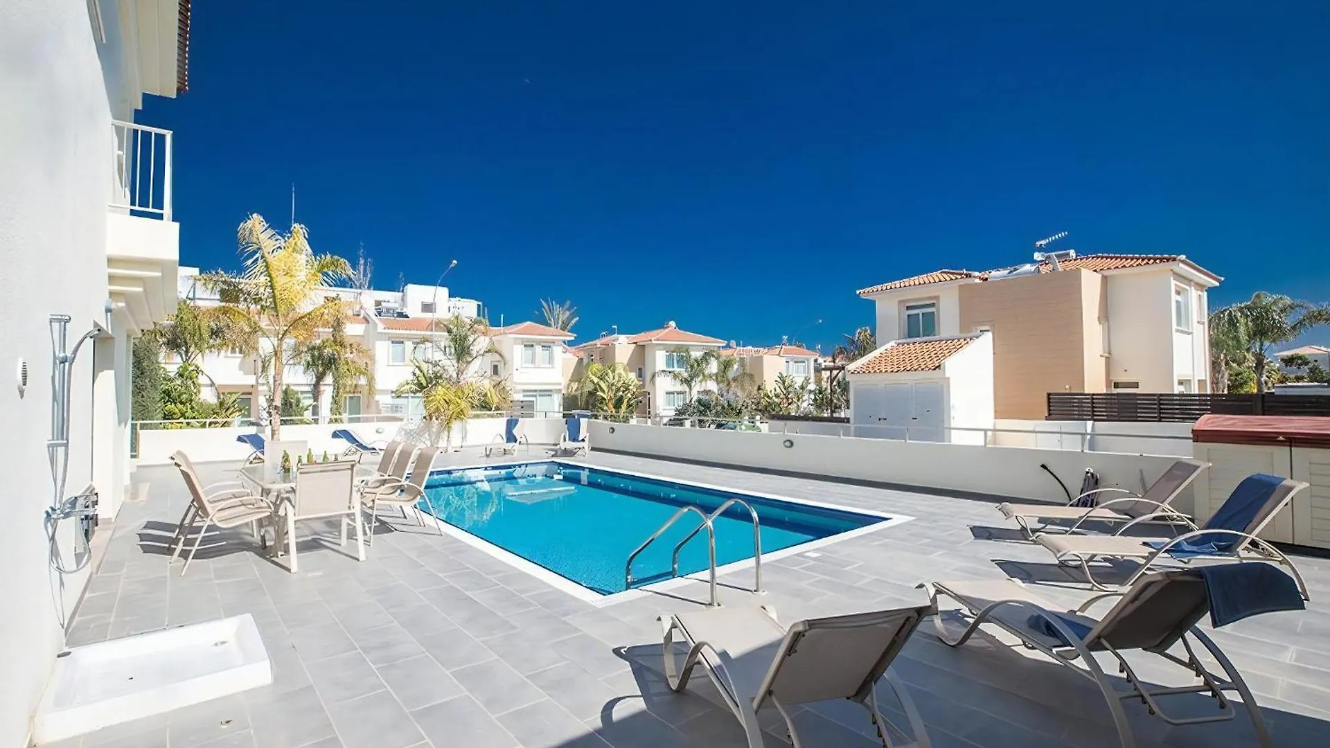 Villa Dafnis Platina - Lovely 4 Bedroom Protaras Villa With Private Pool - Close To The Beach Cyprus