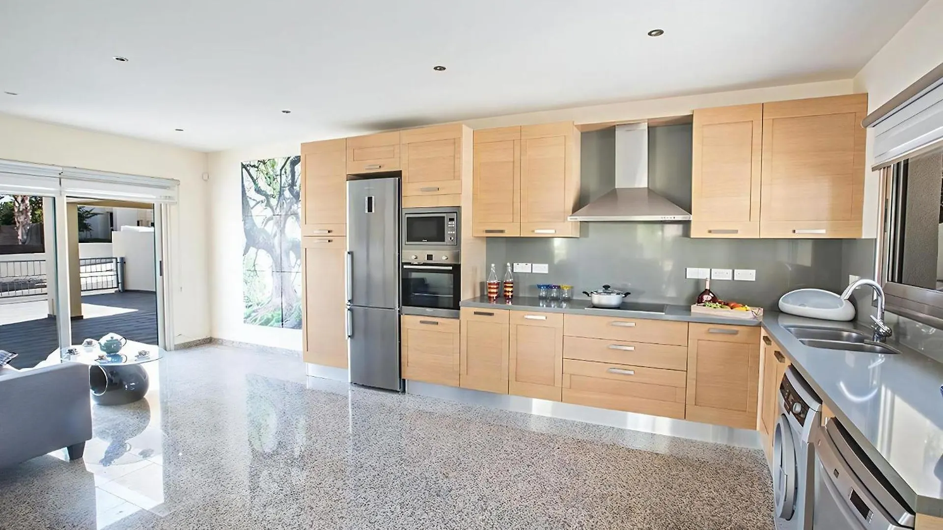 Villa Dafnis Platina - Lovely 4 Bedroom Protaras Villa With Private Pool - Close To The Beach 0*,